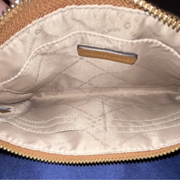 Michael Kors Jet Set Logo Coated Canvas Pouch - Brown - Picture 4 of 6